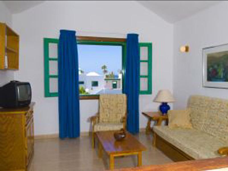 Apartamentos Las Acacias بويرتو ذيل كارمين المظهر الخارجي الصورة