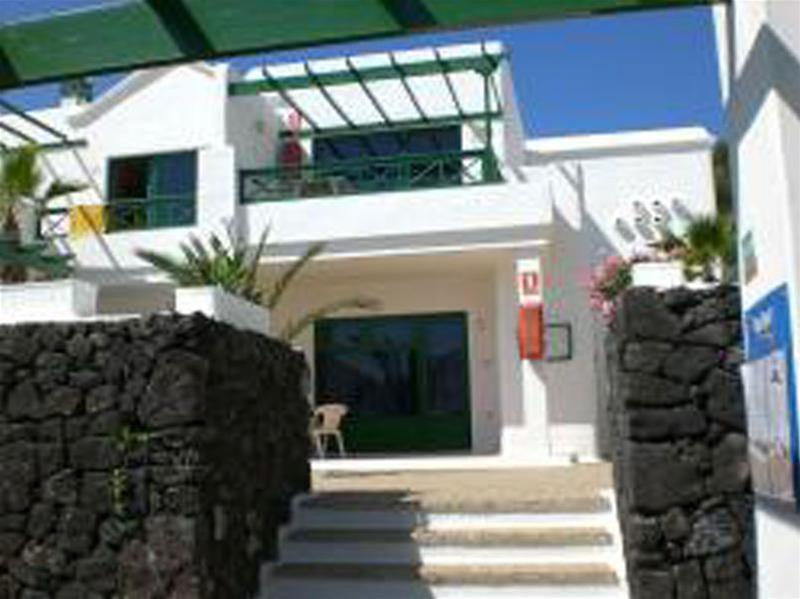 Apartamentos Las Acacias بويرتو ذيل كارمين المظهر الخارجي الصورة