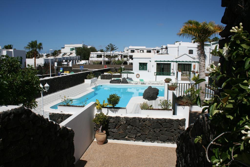 Apartamentos Las Acacias بويرتو ذيل كارمين المظهر الخارجي الصورة